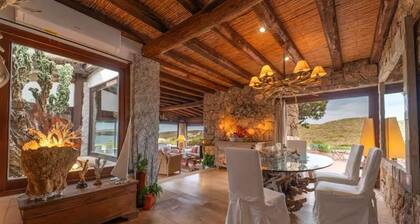 ELITE COLLECTION- VILLA FLOWERS WITH ACCESS TO THE SEA