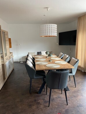 Dining - Frieda's happiness, just switch off (Dannenberg (Elbe))