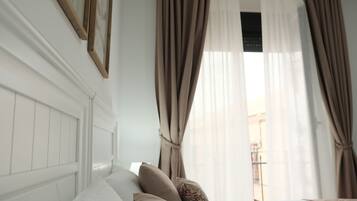 Deluxe Double Room, City View