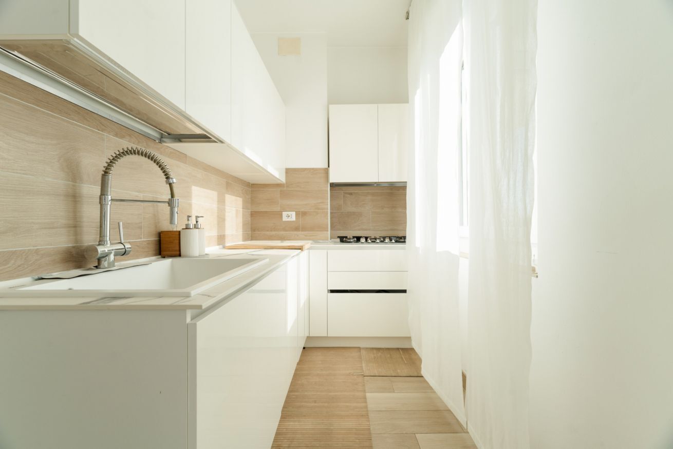 Kühlschrank, Mikrowelle, Geschirrspüler
