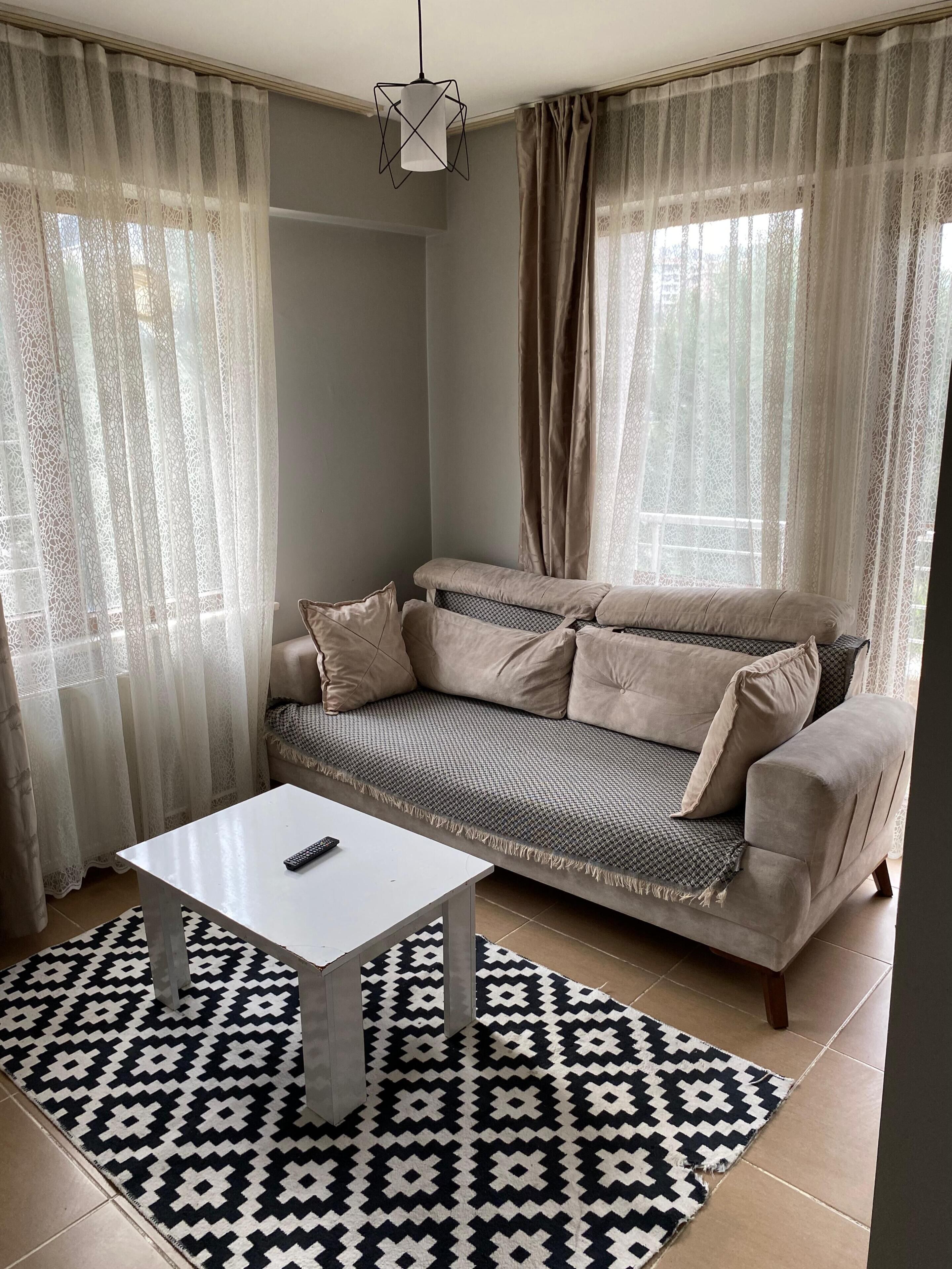 Classic-Apartment, Balkon | Wohnbereich