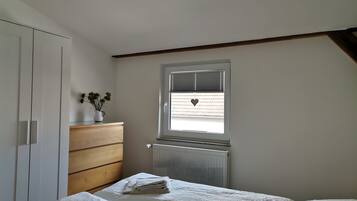 2 Schlafzimmer, WLAN, Bettwäsche