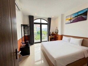 Phòng đôi Deluxe, ban công, quang cảnh thành phố | Truy cập Internet không dây miễn phí