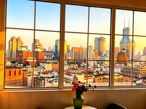 Suite Ville, vue ville | Décoration personnalisée, Wi-Fi gratuit, draps fournis