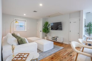 Living area - Modern 3BR in Eagle Hill - Close to Airport, Transit & Downtown (Boston)