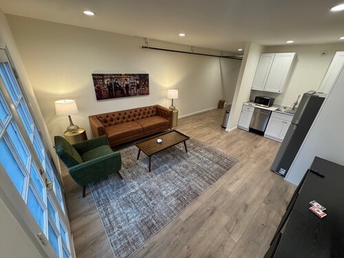 The Bourbon & Brass | Speakeasy-Inspired 2BDR