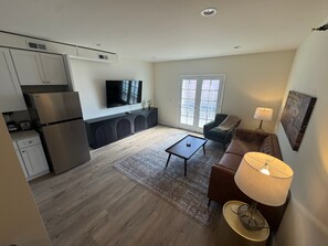 Living area - The Bourbon & Brass | Speakeasy-Inspired 2BDR (Saint Charles)