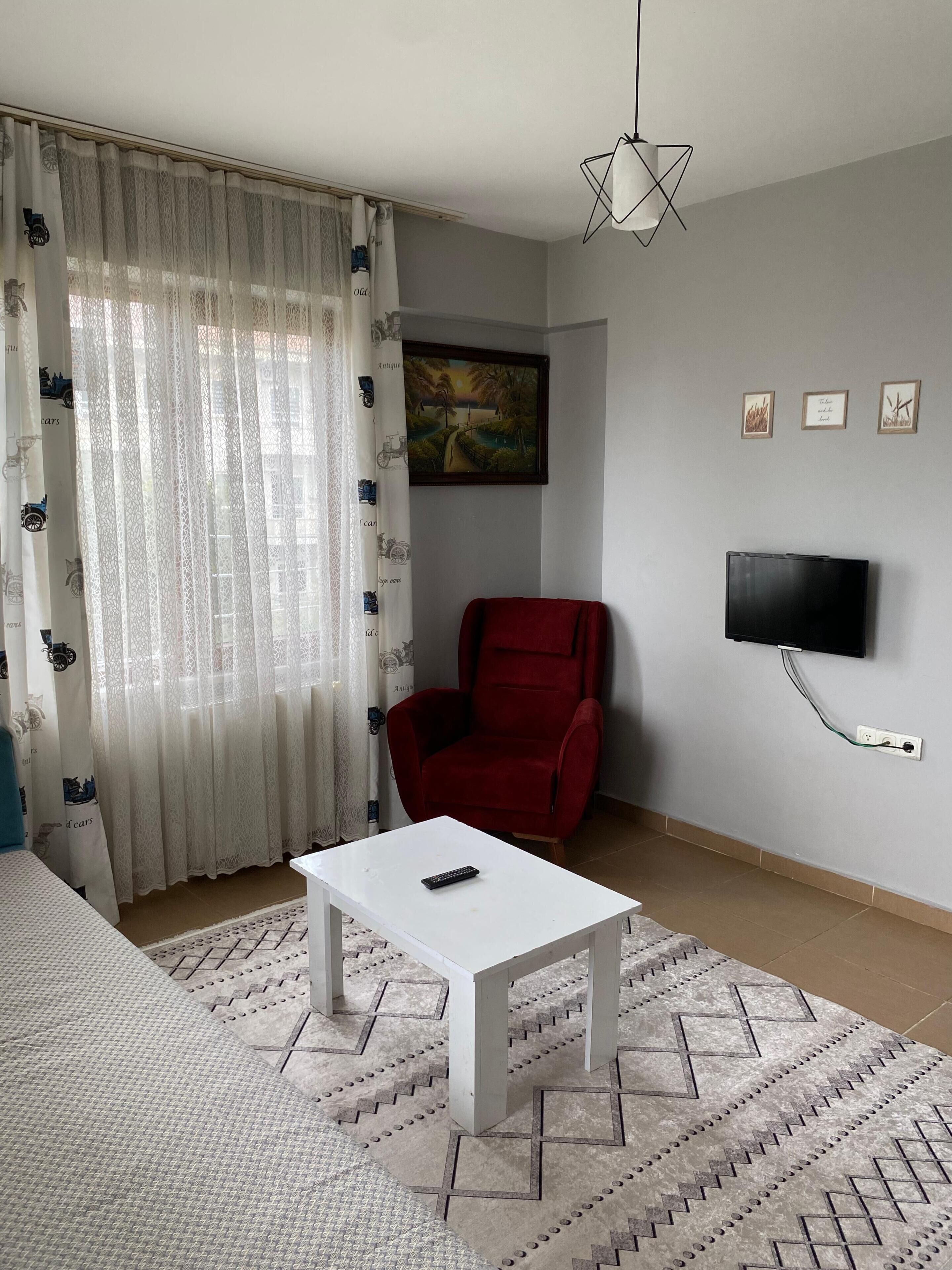 Vierbettzimmer, Balkon | Wohnbereich