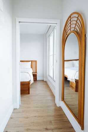 Desk, WiFi, bed sheets - Rockaway Beach Stay | Pool. Rooftop. Dining + Spa (Queens)