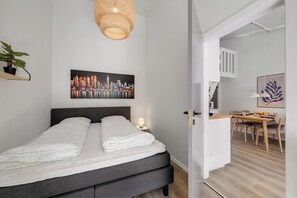 3 bedrooms, free WiFi - Centrally located apartment in the heart of Søndervig, renovated in 2026. (Ringkøbing)