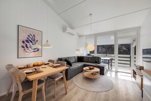 Dining - Centrally located apartment in the heart of Søndervig, renovated in 2026. (Ringkøbing)