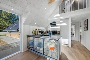 Kühlschrank, Ofen, Herdplatte, Geschirrspüler