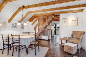 Dining - Holiday home with sea view, close to the center of Klitmøller. (Thisted)