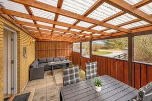 Terrace/patio - Modernized holiday home in quiet surroundings around Søndervig (Ringkøbing)