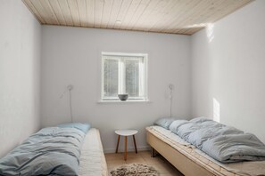 5 bedrooms, free WiFi