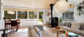 Cozy holiday home 350 meters from the water in Amtoft.