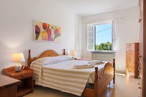 3 habitaciones, wifi y ropa de cama 