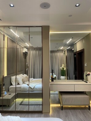 Apartment, Patio | In-room safe, blackout curtains, soundproofing, free WiFi - Two Bedroom Luxury Apartment in Maitama (Abuja)