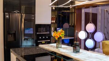 Apartment, Patio | Private kitchen