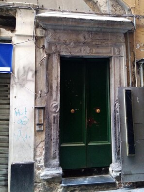 Exterior detail - Apartment 'Porta Dei Vacca Casa Di Pre'' with Sea View and Wi-Fi (Genova)