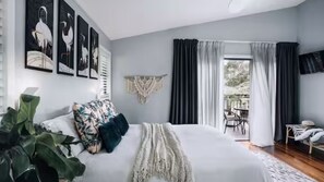 1 bedroom, free WiFi, bed sheets - The Palm Collective where Relaxation Comes Naturally (Terrigal)