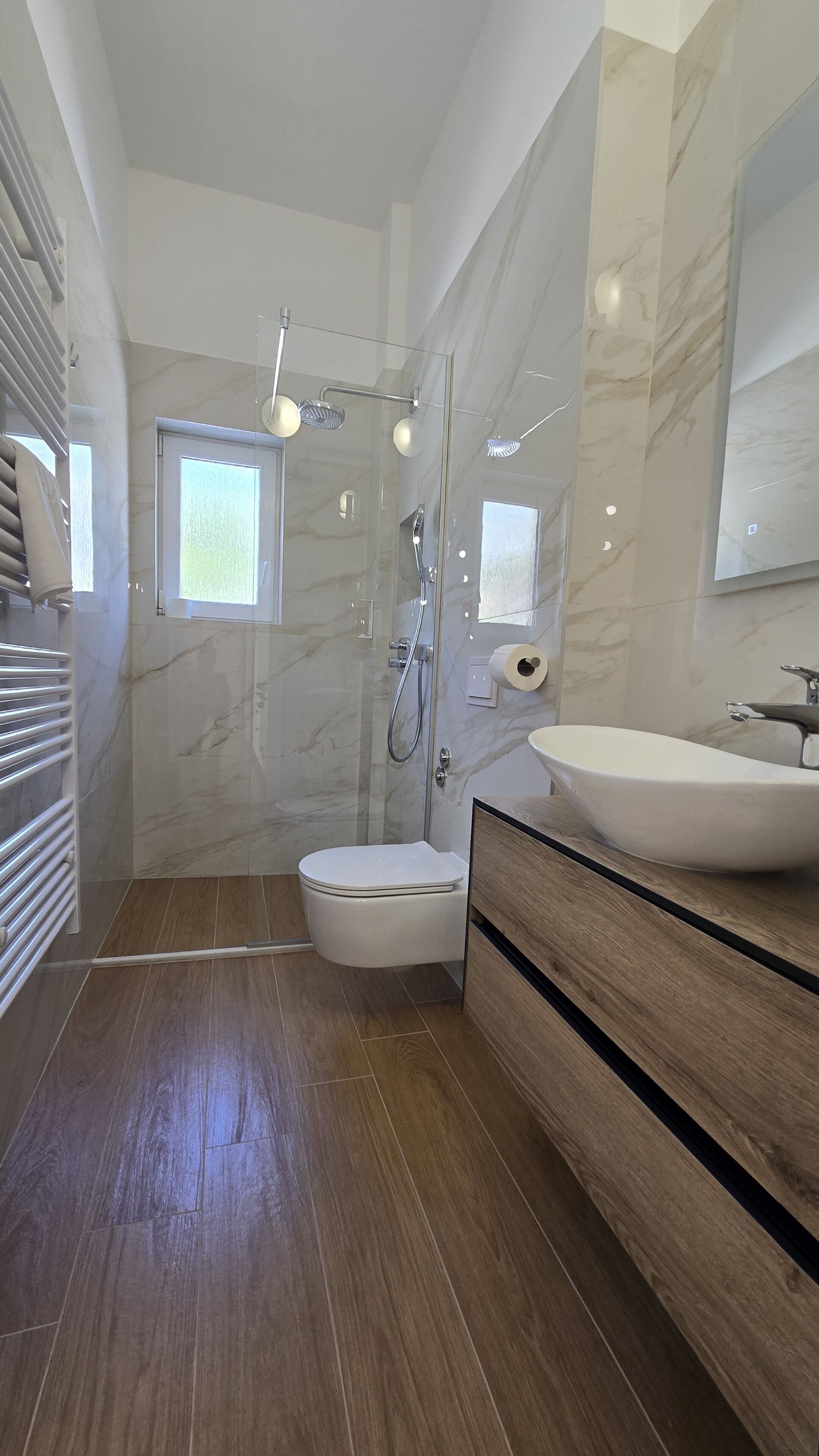 Standard Apartment, Balcony | Bathroom