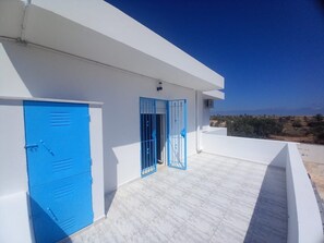 Terrace/patio - Peaceful & authentic life of the Kerkennah Islands (El Abbassia)