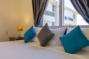 Desk, iron/ironing board, WiFi, bed sheets - Don Quixote Apartments Sosua (Sosúa)