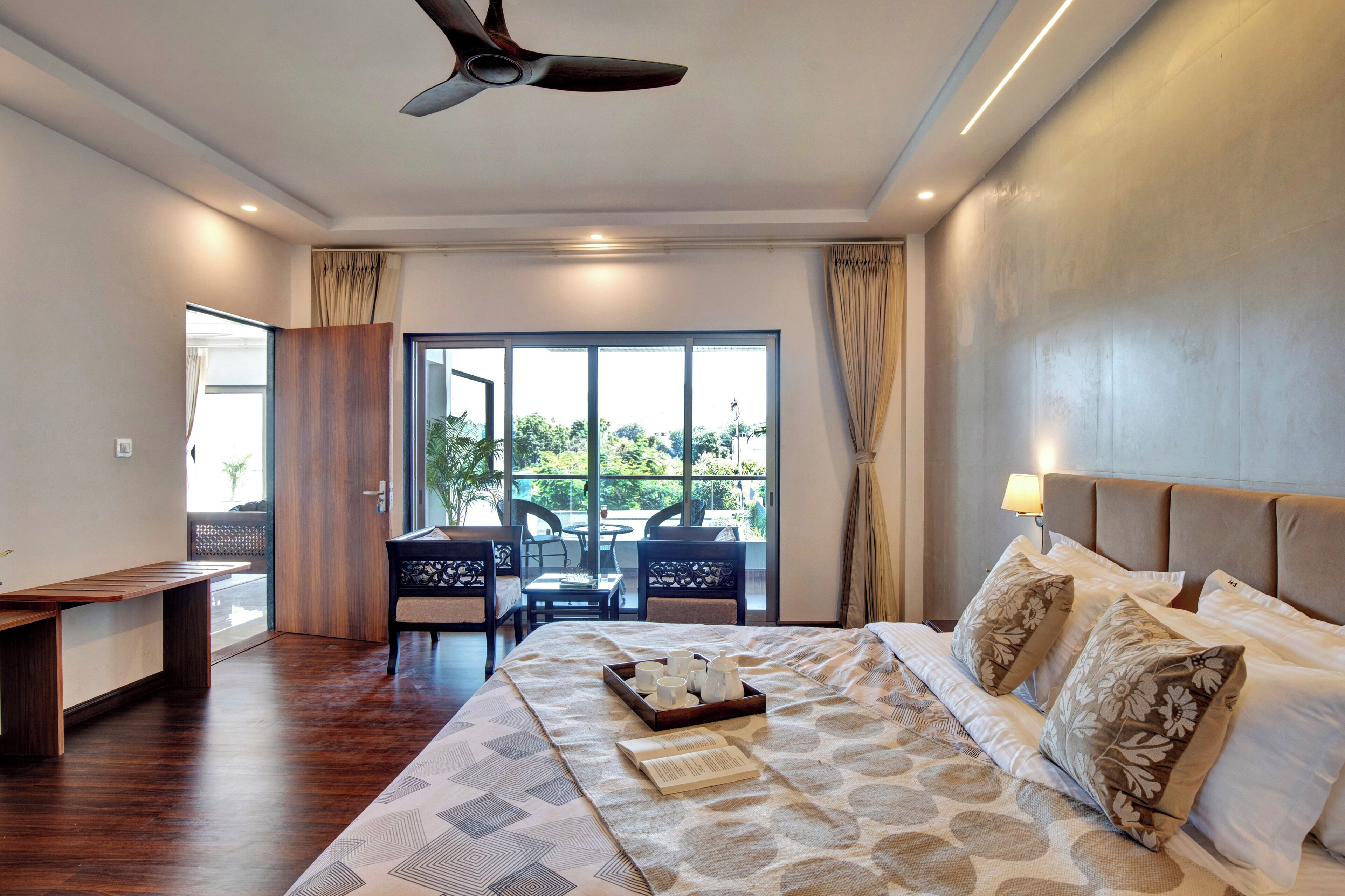Luxury Villa, Balcony, Garden View | Iron/ironing board, free WiFi