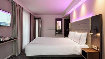 Double Room, Roll-in Shower