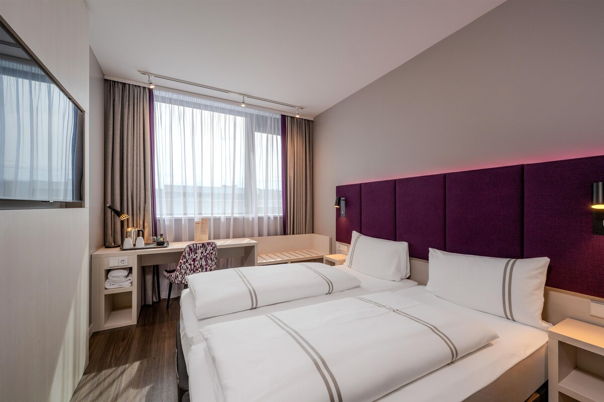 Standard Double or Twin Room | Premium bedding, WiFi (free), bed sheets