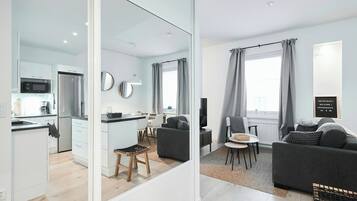 Superior Apartment, 1 Double Bed with Sofa bed, Pets allowed | Living area