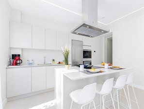 Apartment | Private kitchen - Beach Getaway in Arinaga for 4 Guests (Aguimes)