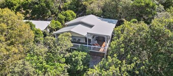 Banksia Breeze is set amongst the Banksia trees