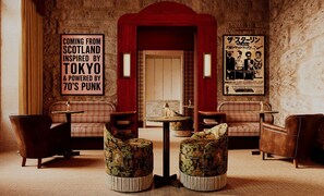 تفاصيل الفندق من الداخل