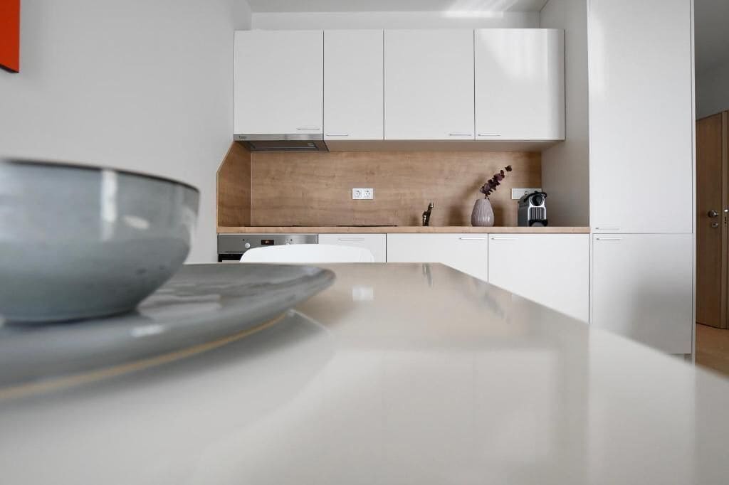 Comfort Apartment, 1 Bedroom, Balcony, City View | Dapur peribadi | Peti sejuk, ketuhar, dapur, alat memasak/pinggan mangkuk/perkakas dapur 