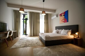 In-room safe, blackout drapes, soundproofing, iron/ironing board - Connect Living Serviced Apartments (Sofia)