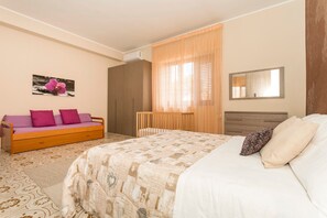 3 Schlafzimmer, Bügeleisen/Bügelbrett, WLAN, Bettwäsche