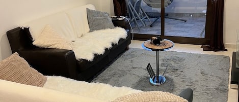 Televisión, chimenea