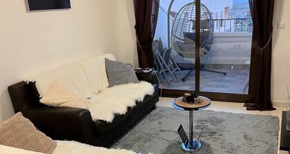 Comfortable apartment with balcony and huge pool