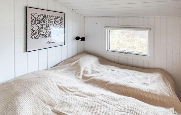 3 bedrooms, free WiFi - Gorgeous home in Blåvand with WiFi (Blåvand)
