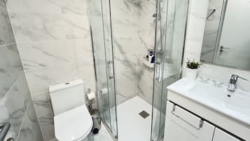 House | Bathroom
