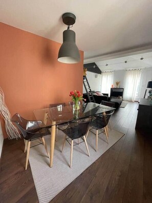 Dining - defaultName (Sète)