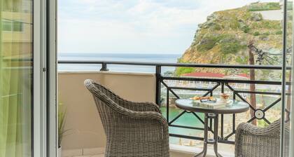 Cretan Experiences Sea View