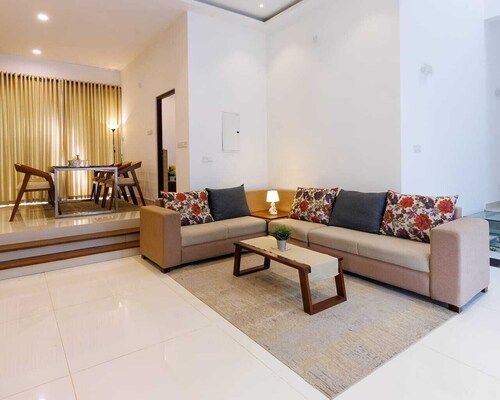 4BR Family Friendly Oasis in Pannipitiya, Colombo