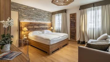 Camera Deluxe con letto matrimoniale o 2 letti singoli, balcone, vista montagna