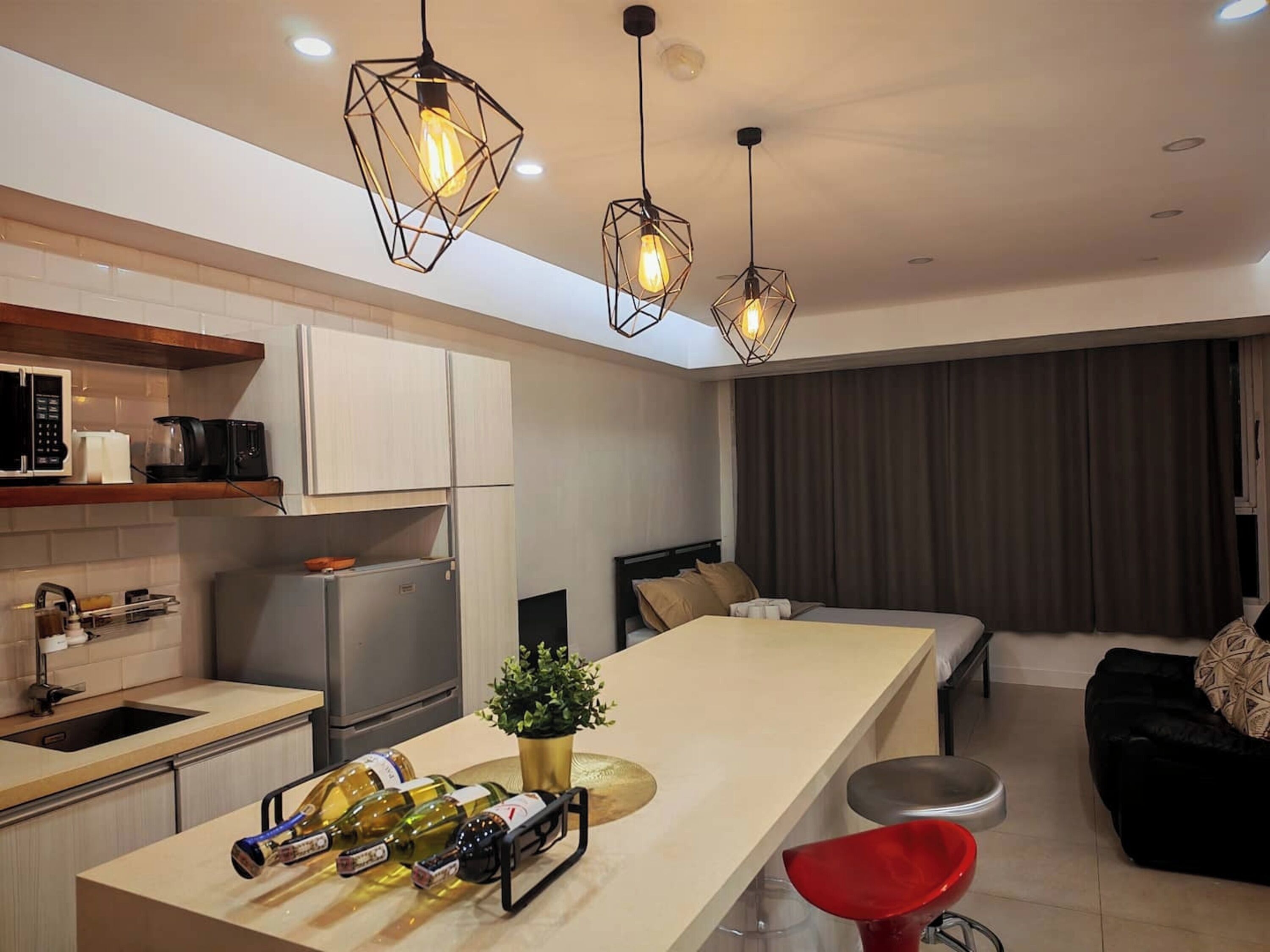 Standard Studio, 1 Queen Bed, Kitchenette | Interior