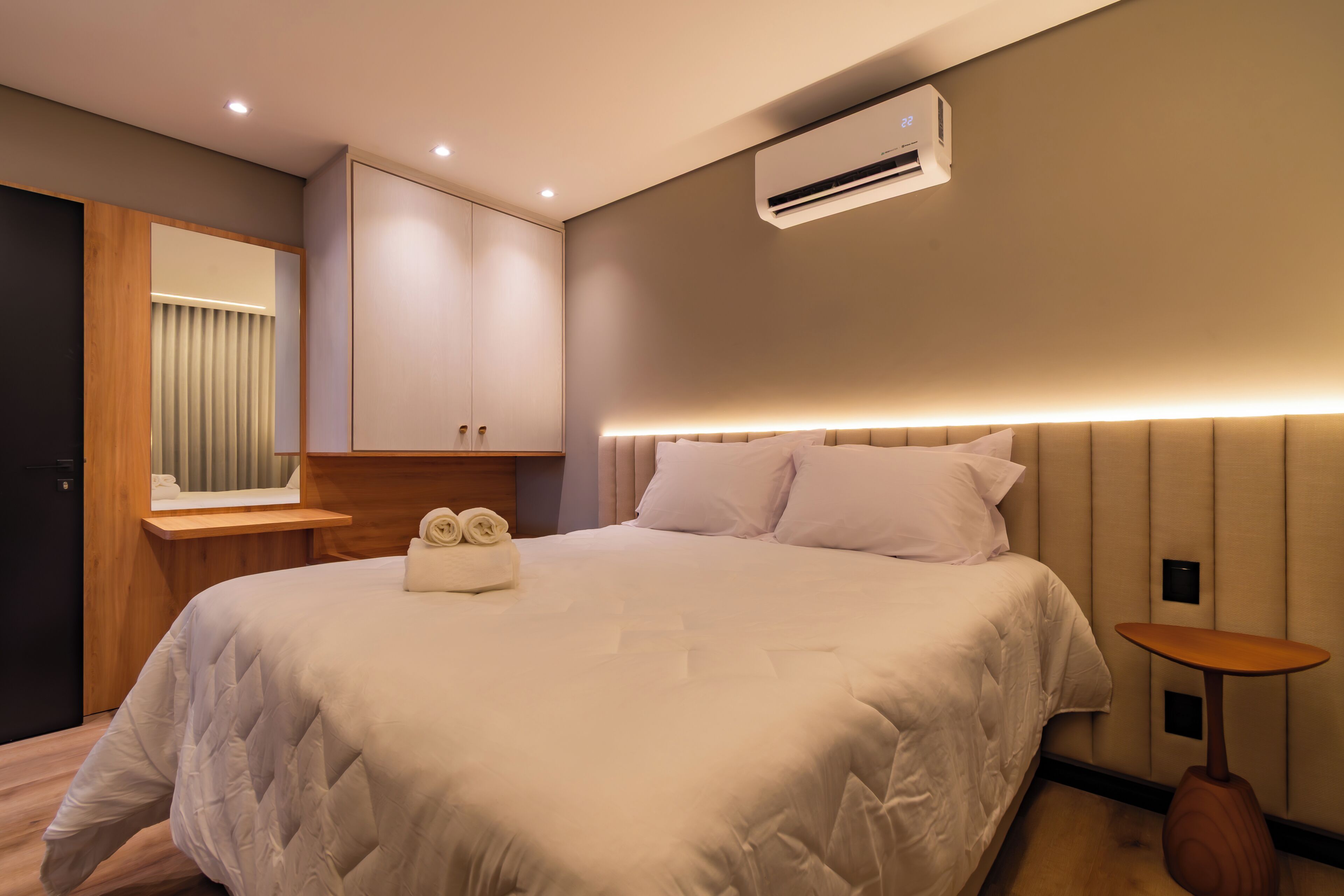 Comfort Apartment, Balcony, Courtyard View | Free WiFi