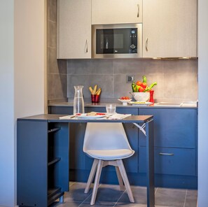 Superior studio, uitzicht op de stad | Privékeuken