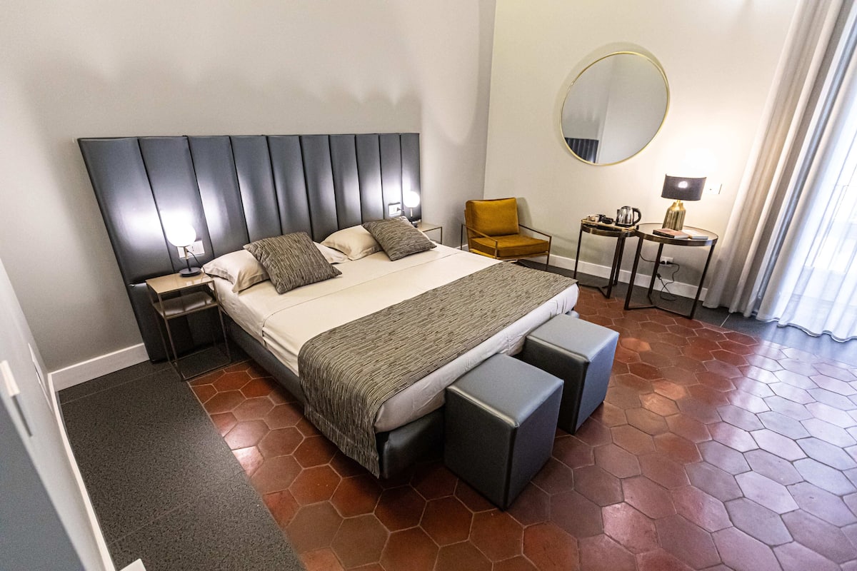 スーペリア ダブルルーム バルコニー シティビュー